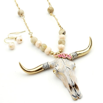 Wyo-Horse Wholesale Western Fashion Jewelry -J274-Steer-Skull-Pendant-with-Beaded-Chain-Set