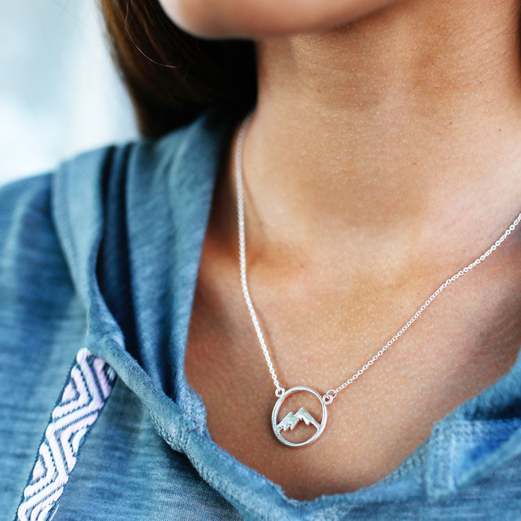 Mountain Circle Necklace Set - Gold or Silver-Wyo-Horse