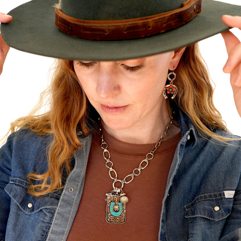 Painted Horseshoe Pendant on Wide Link Chain - Patina or Silver - Wyo-Horse - cheap cowgirl western fashion jewelry