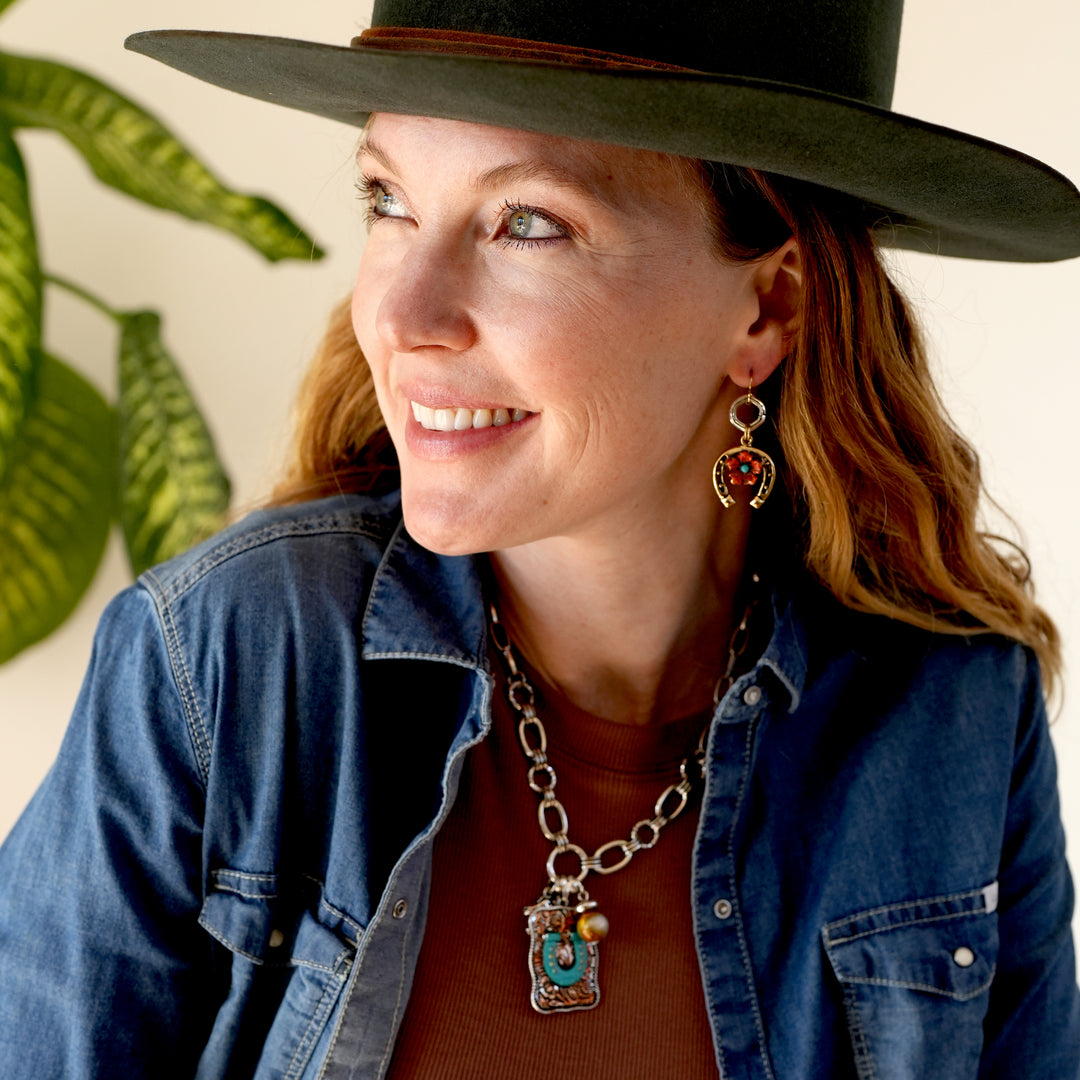 Painted Horseshoe Pendant on Wide Link Chain - Patina or Silver - Wyo-Horse - cheap cowgirl western fashion jewelry