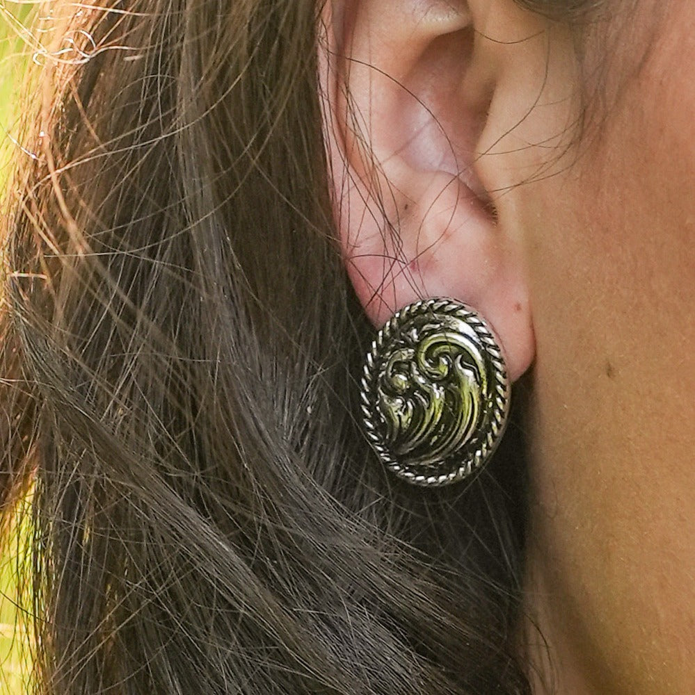 Tooled Oval Studs Earrings