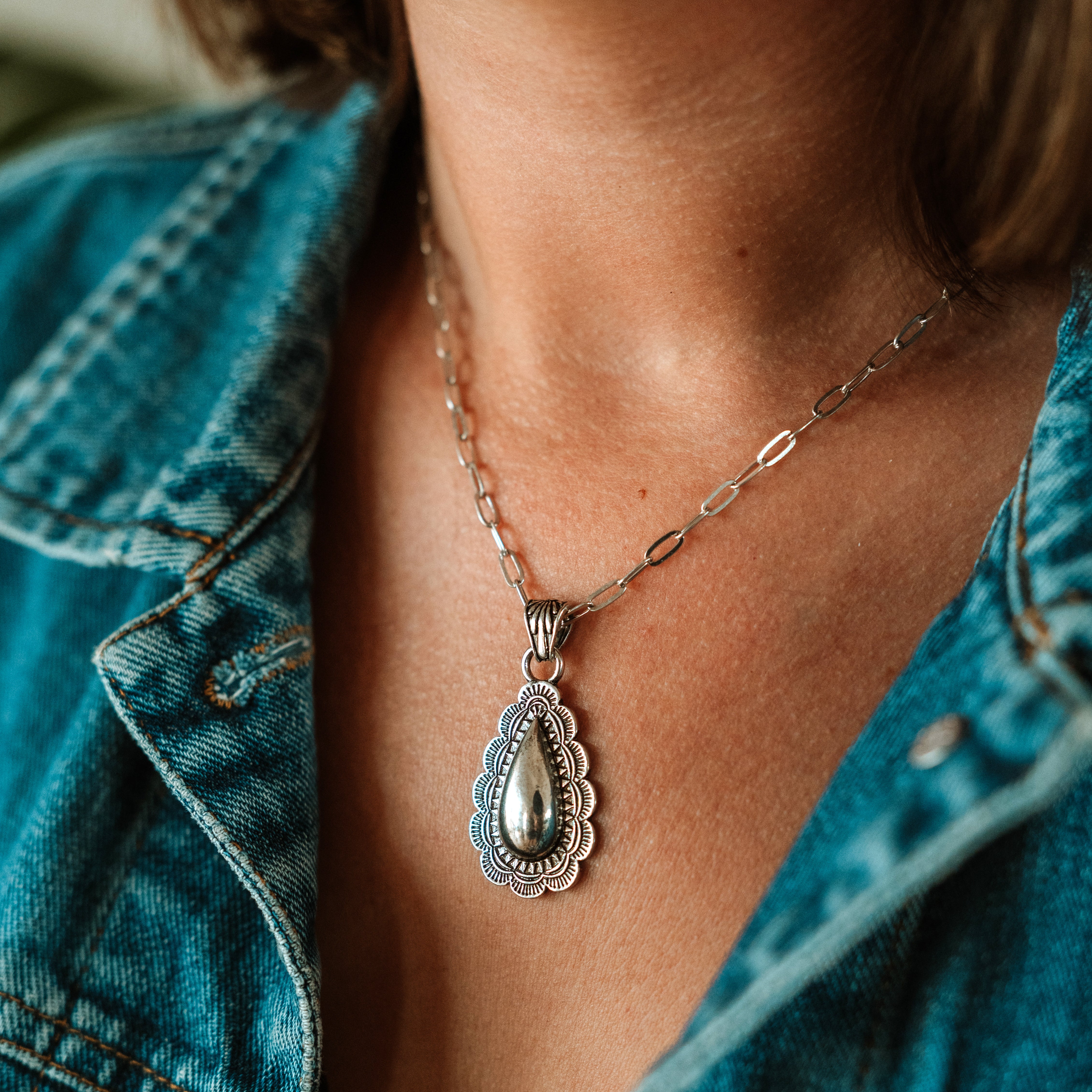 Simple Silver Western Teardrop Necklace - Wyo-Horse - cheap cowgirl western fashion jewelry