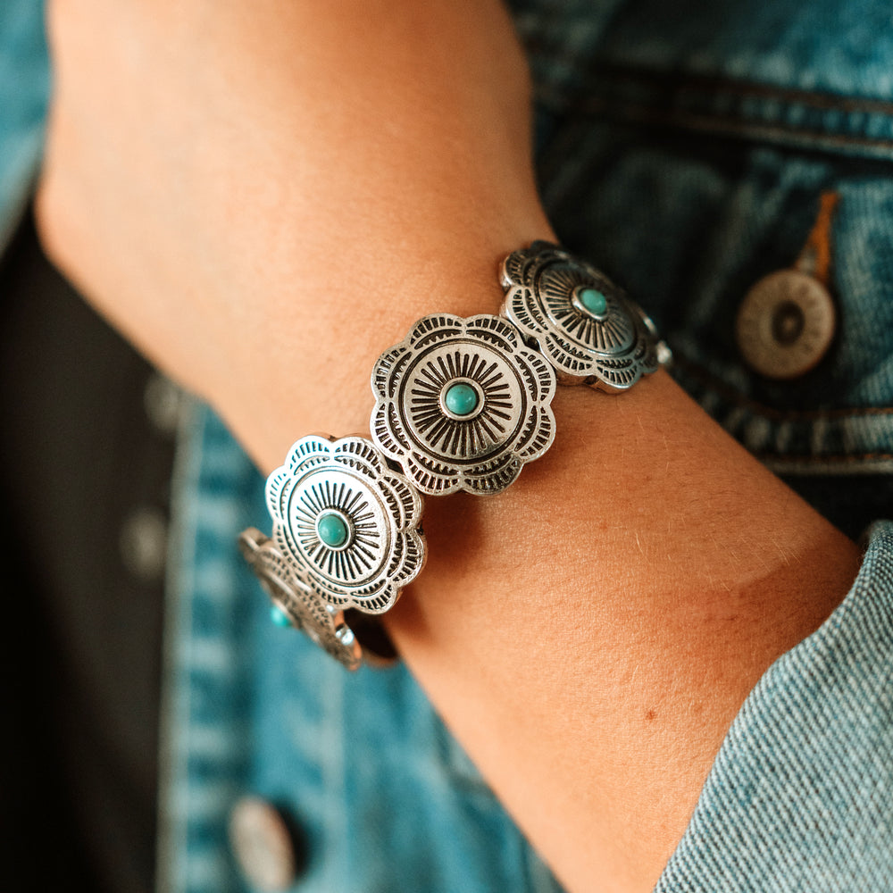 Circular Concho Stretch Bracelet - Wyo-Horse - cheap cowgirl western fashion jewelry