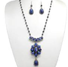 Wyo-Horse Wholesale Western Fashion Jewelry -J468-Delicate-Squash-Blossom-Necklace-Navajo